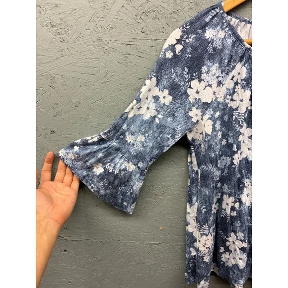 Michael Michael Kors Floral Print Top Women's‎ P/S Blue White 3/4 Sleeve - Picture 3 of 9